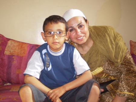 Maman  &  mon  fr&eacute;re walid